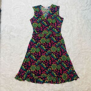 Leota Sleeveless Faux Wrap Dress Ruffle Hem Floral Size Medium Vneck